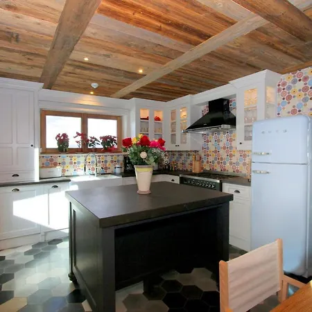 Chalet Rouchas Alpesi faház *